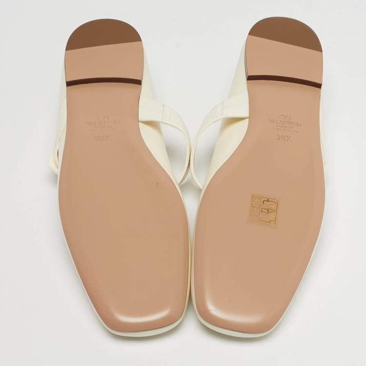 Pre Owned Valentino VLogo Size 39.5 Cream Leather Ballet Flats