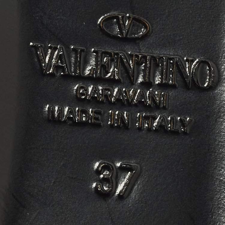 Pre Owned Valentino Roman Stud Size 37 Black Leather Flat Mules