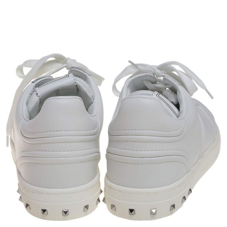 Pre Owned Valentino White Leather Rockstud Fly Crew Sneakers Size 39.5