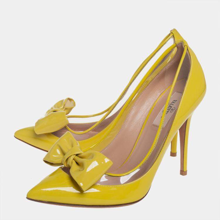 Pre Owned Valentino Yellow Patent Leather And PVC Bow Pointed Toe Pumps Size 39
