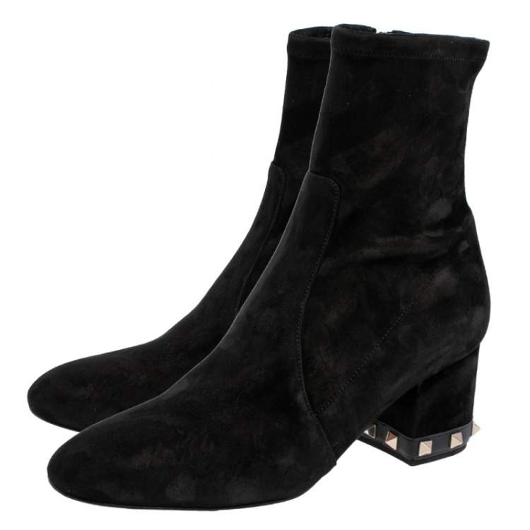 Pre Owned Valentino Black Suede Rockstud Trim Heel Ankle Boots Size 38