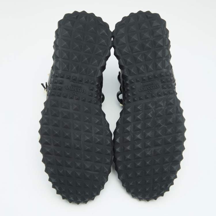 Pre Owned Valentino Black Knit and Leather Rockstud Bodytech Sneakers Size 40