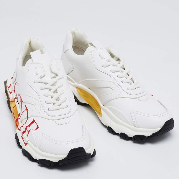 Pre Owned Valentino White Leather Bounce Love Logo Sneakers Size 38.5