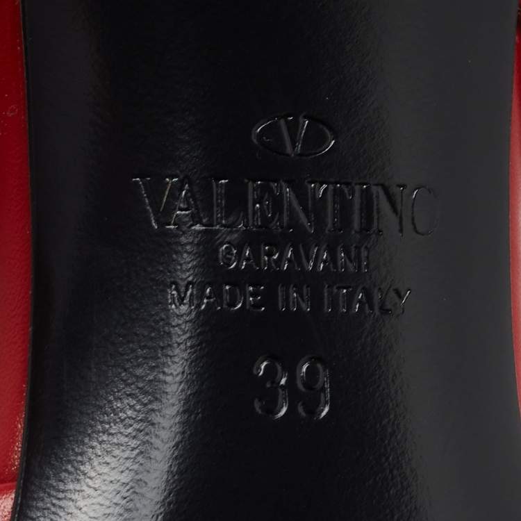 Pre Owned Valentino Red Leather Roman Stud Pumps Size 39