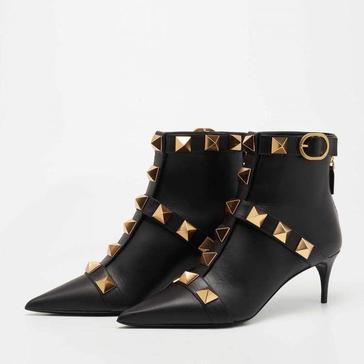 Pre Owned Valentino Black Leather Roman Stud Ankle Boots Size 40 