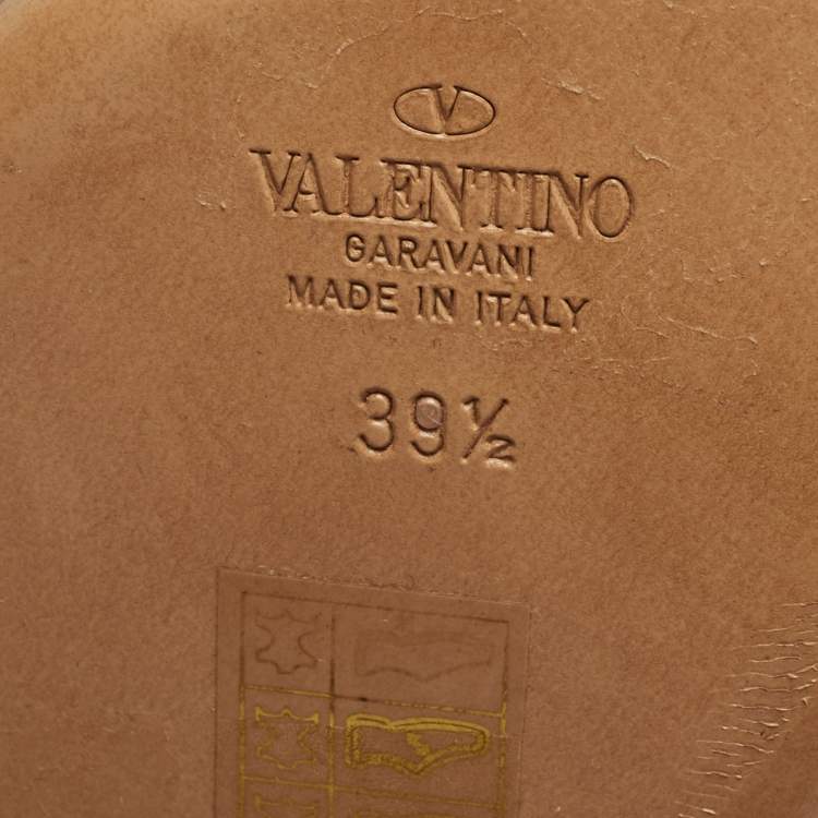 Pre Owned Valentino Beige Leather Rockstud Ankle Boots Size 39.5