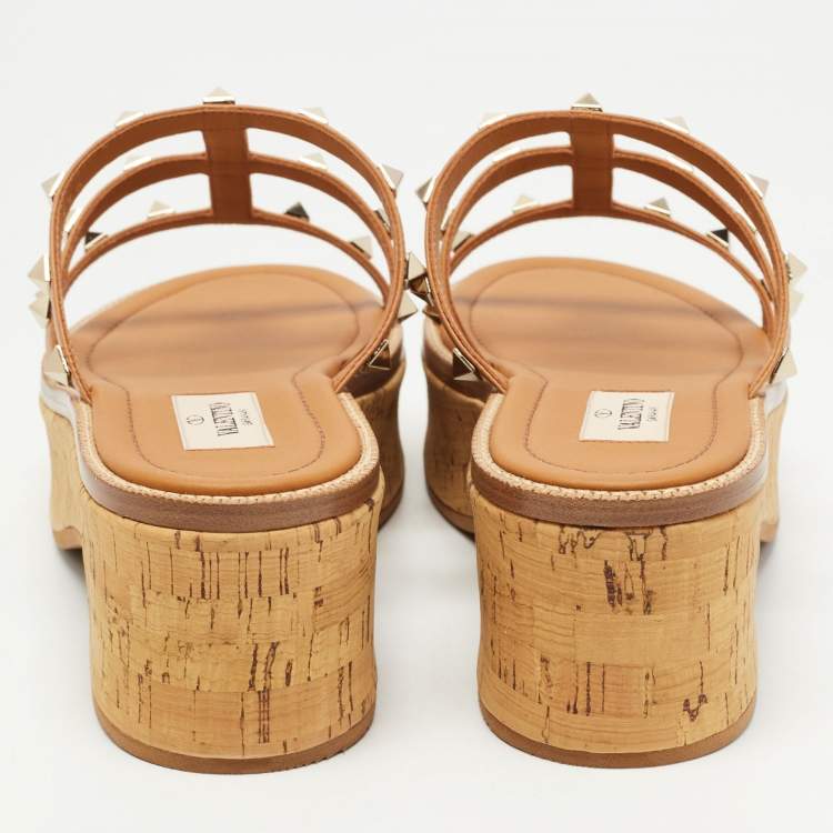 Pre Owned Valentino Brown Leather Rockstud Slide Sandals Size 39