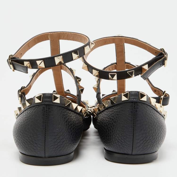 مملوكة مسبقًا Valentino Black Leather Rockstud Flat Ankle Strap Sandals Size 37
