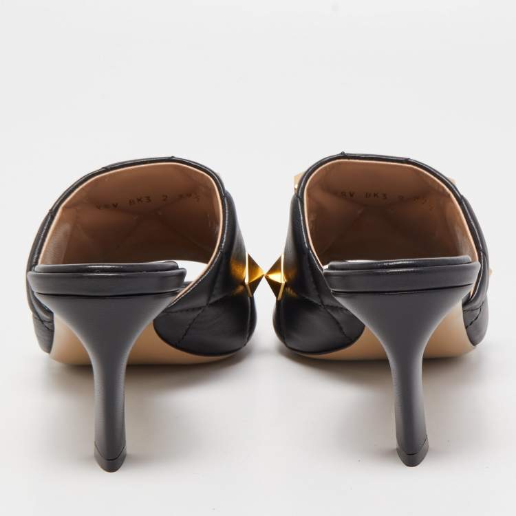 Pre Owned Valentino Black Leather Roman Stud Slide Sandals Size 39.5