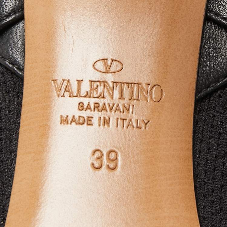 مملوكة مسبقًا Valentino Black Knit Fabric and Leather Rockstud Over The Knee Booties Size 39