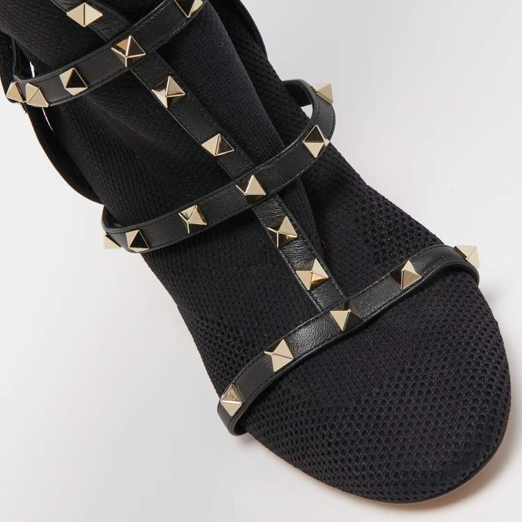 مملوكة مسبقًا Valentino Black Knit Fabric and Leather Rockstud Over The Knee Booties Size 39