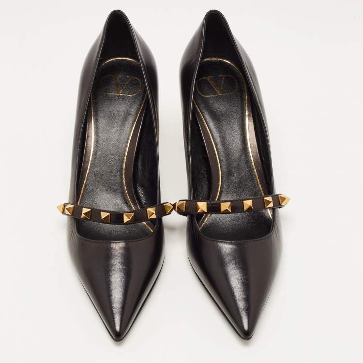 Pre Owned Valentino Black Leather Rockstud Pumps Size 37.5