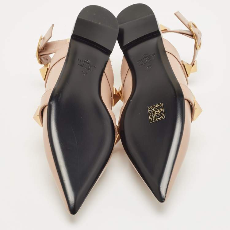 Pre Owned Valentino Beige Leather Roman Stud Pointed Toe Ankle Cuff Flat Sandals Size 39