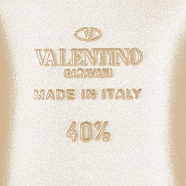 Pre Owned Valentino Cream Patent Leather Rockstud Ankle Strap Ballet Flats Size 40.5