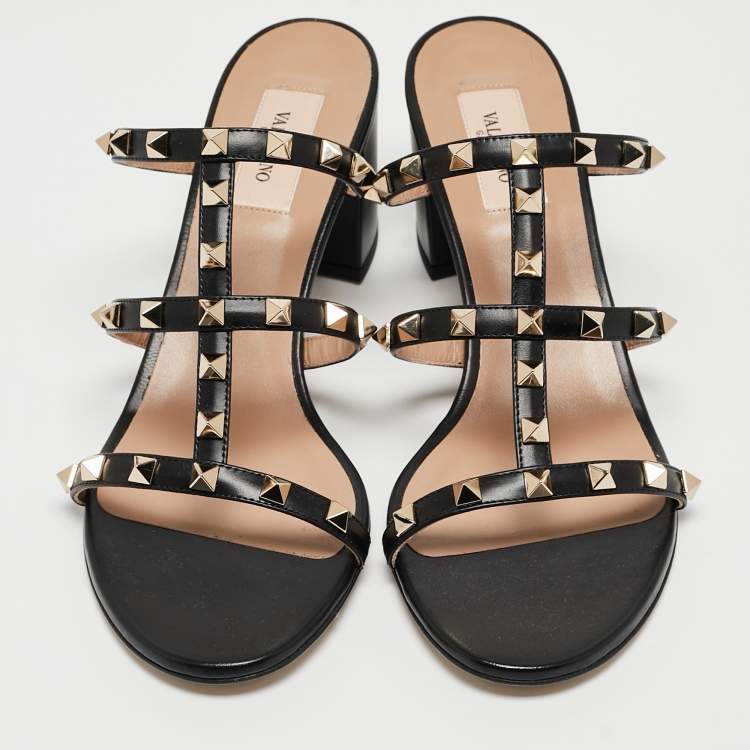 Pre Owned Valentino Black Leather Rockstud Slide Sandals Size 40.5