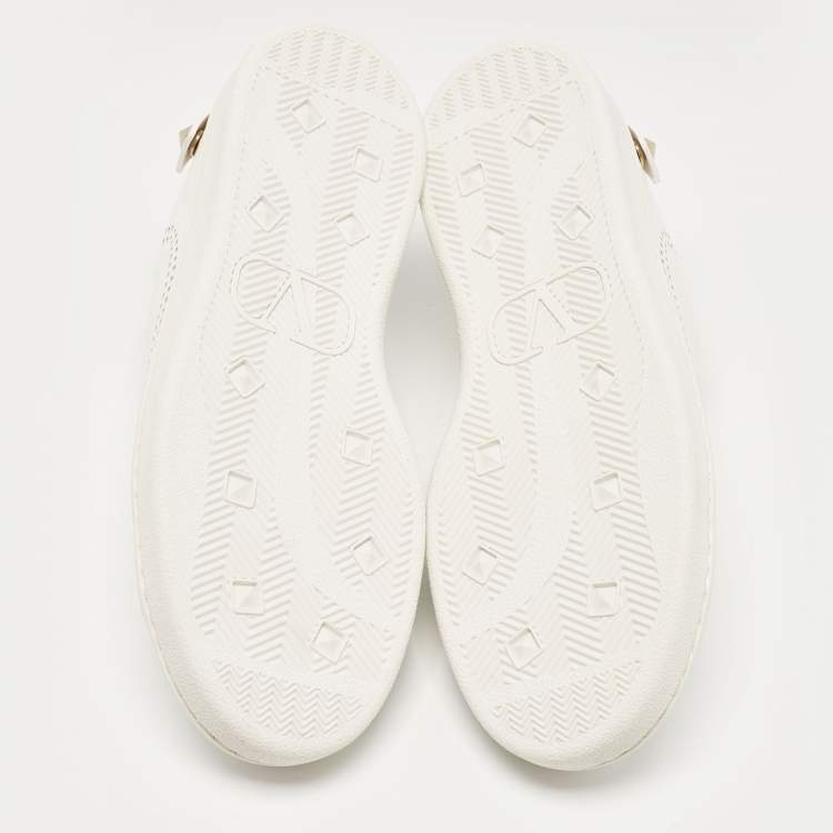 Pre Owned Valentino White Leather Rockstud Low Top Sneakers Size 39