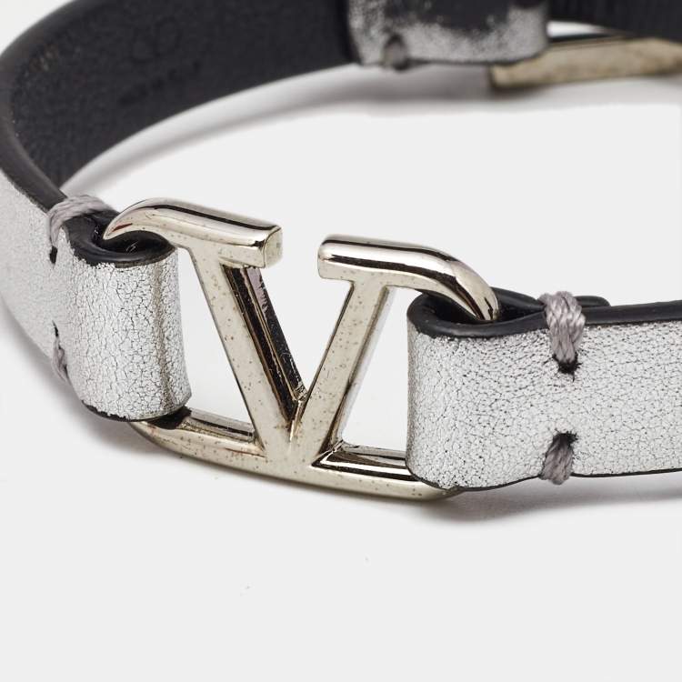 Pre Owned Valentino VLogo Silver Leather Bracelet