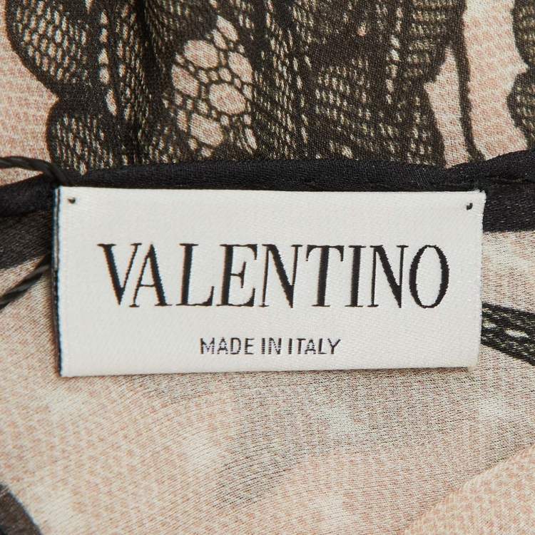 مملوكة مسبقًا Valentino Cream Floral Lace Print Silk Stole