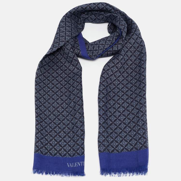 Pre Owned Valentino Blue Print Modal Fringed Stole