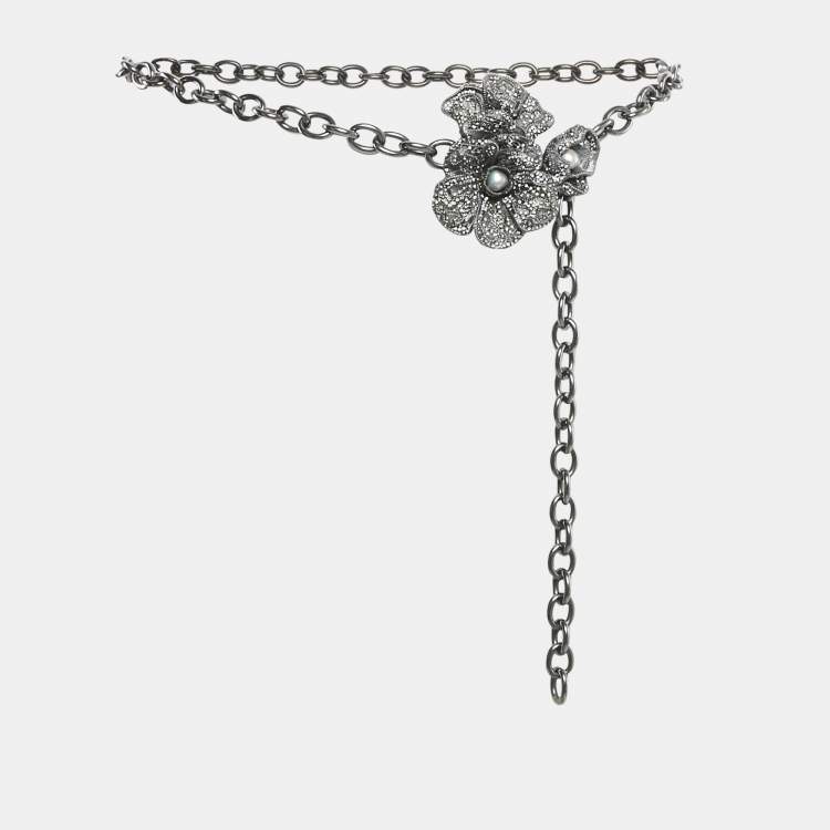 Pre Owned Valentino Crystal Flower Gunmetal Tone Chain Link Belt 95 CM