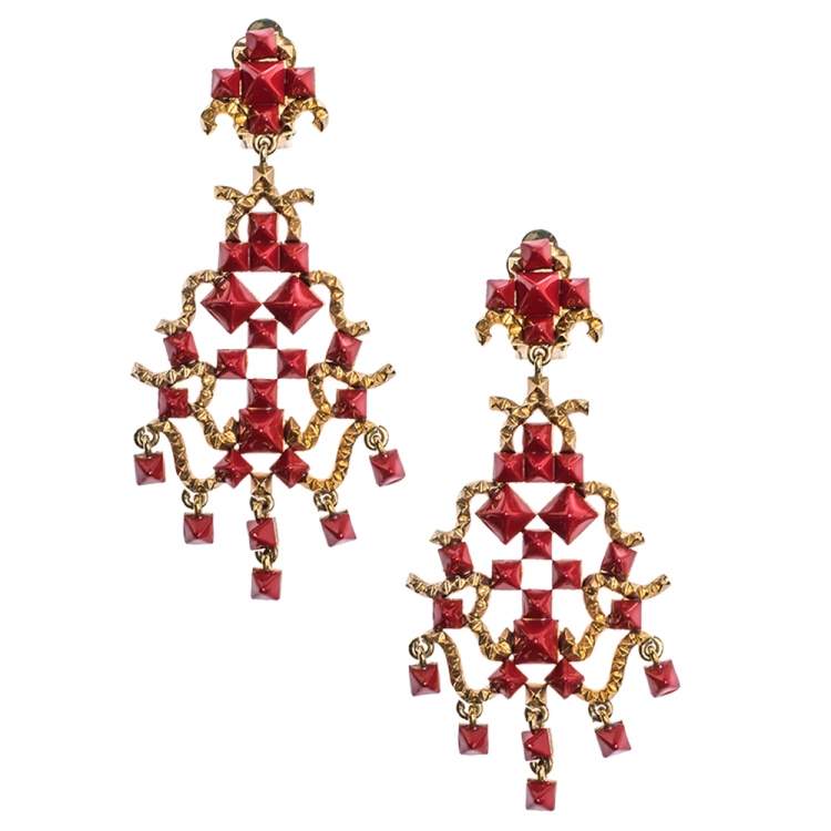 Pre Owned Valentino Red Resin Gold Tone Clip-on Dangle Earrings
