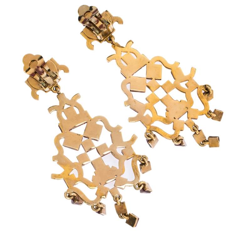 Pre Owned Valentino Red Resin Gold Tone Clip-on Dangle Earrings