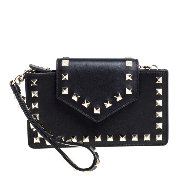 Pre Owned Valentino Black Leather Rockstud Chain Phone Case