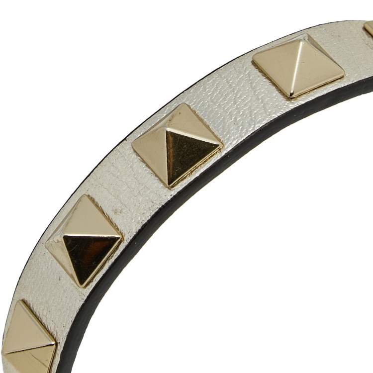 Pre Owned Valentino Silver Leather Rockstud Gold Tone Metal Wrap Bracelet