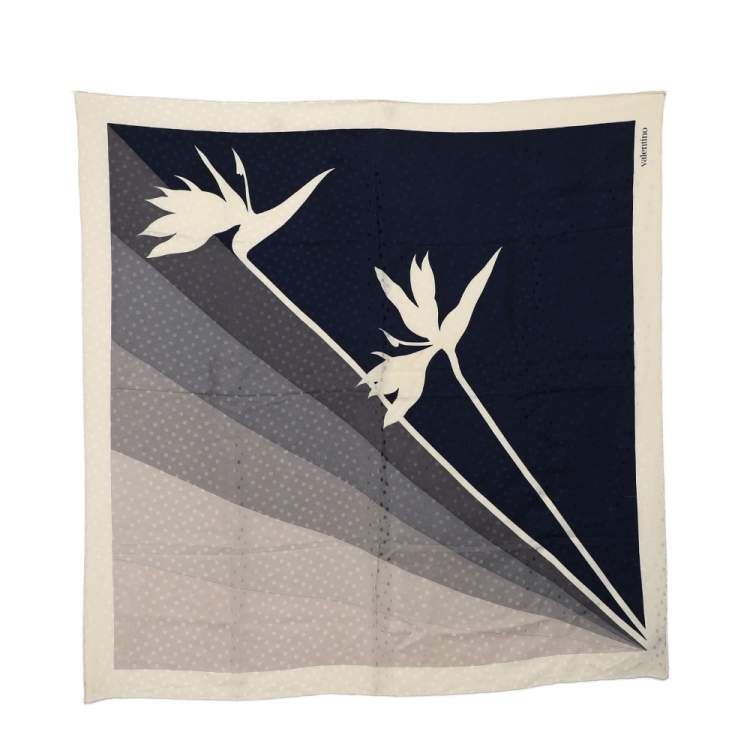 Pre Owned Valentino Stratos Printed Blue Silk Scarf