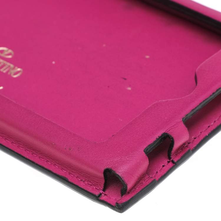 Pre Owned Valentino Pink Leather Rockstud  Wristlet Phone Case