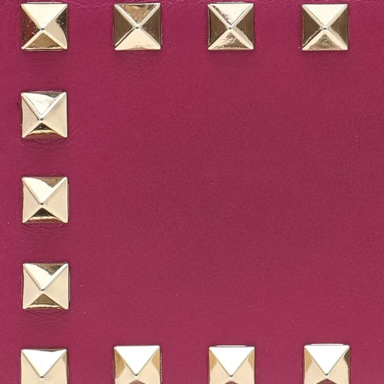 Pre Owned Valentino Pink Leather Rockstud  Wristlet Phone Case