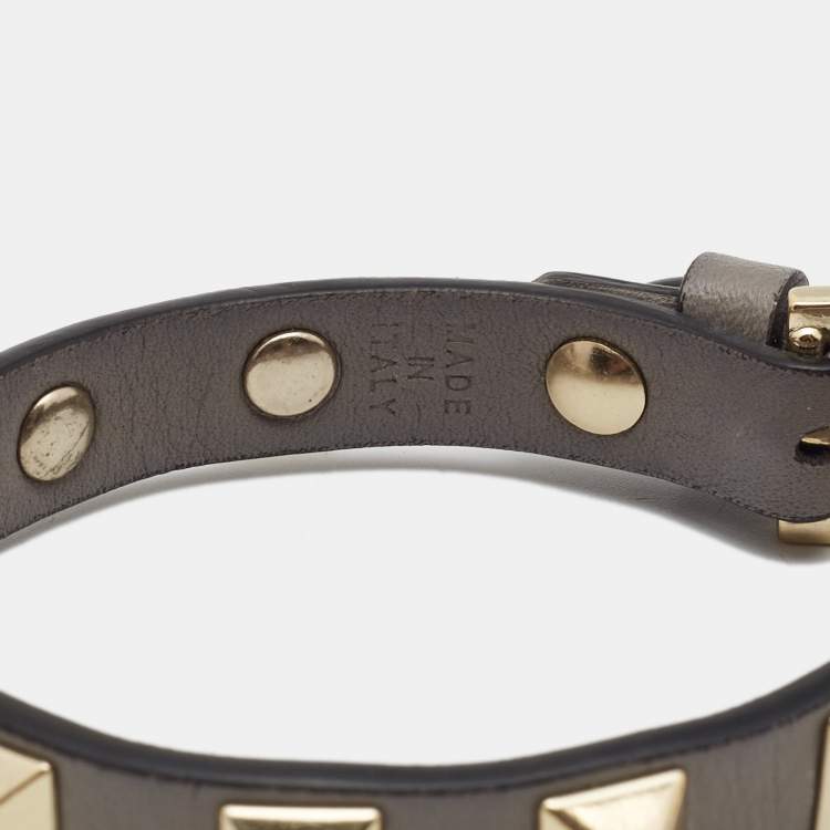 Pre Owned Valentino Taupe Leather Rockstud Wrap Bracelet
