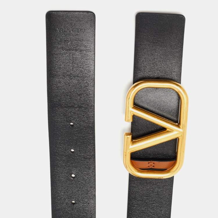 مملوكة مسبقًا Valentino Black/Brown Leather VLogo Reversible Belt 65CM