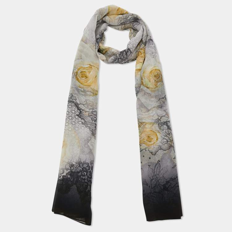Pre Owned Valentino Black Rose Printed Silk Scarf