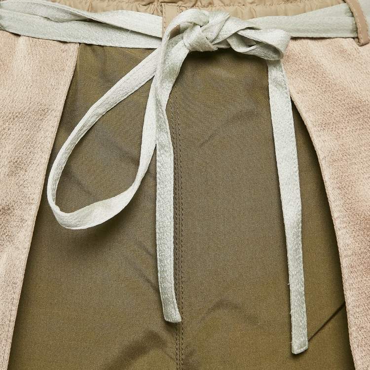 Pre Owned Valentino Beige/Green Crepe and Silk Pocket Detail Shorts S