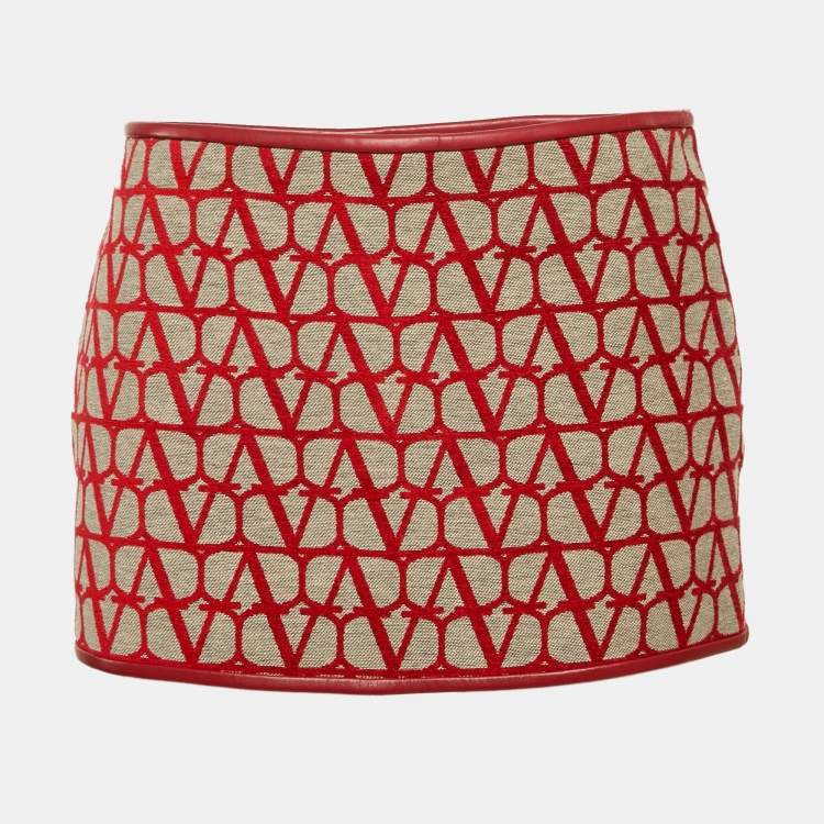 Pre Owned Valentino Red Monogram Jacquard Skorts S