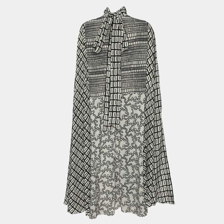 Pre Owned Valentino Black/White Printed Silk Blend Kaftan Dress XS
