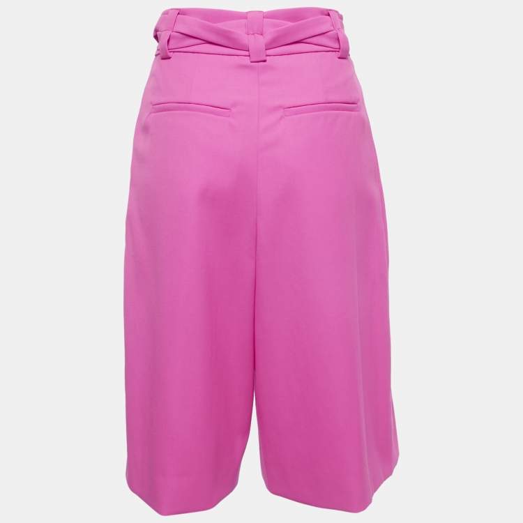 مملوكة مسبقًا Valentino Neon Pink Wool Pleated Knee-Length Shorts M