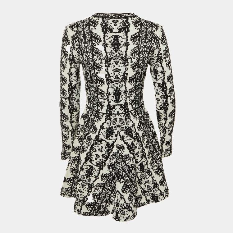 مملوكة مسبقًا Valentino Black/White Jacquard Knit Mini Dress M