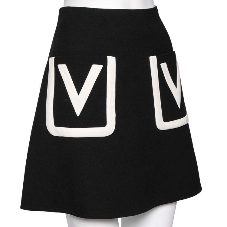 Pre Owned Valentino Black Wool V Pocket Detailed A-Line Skirt M