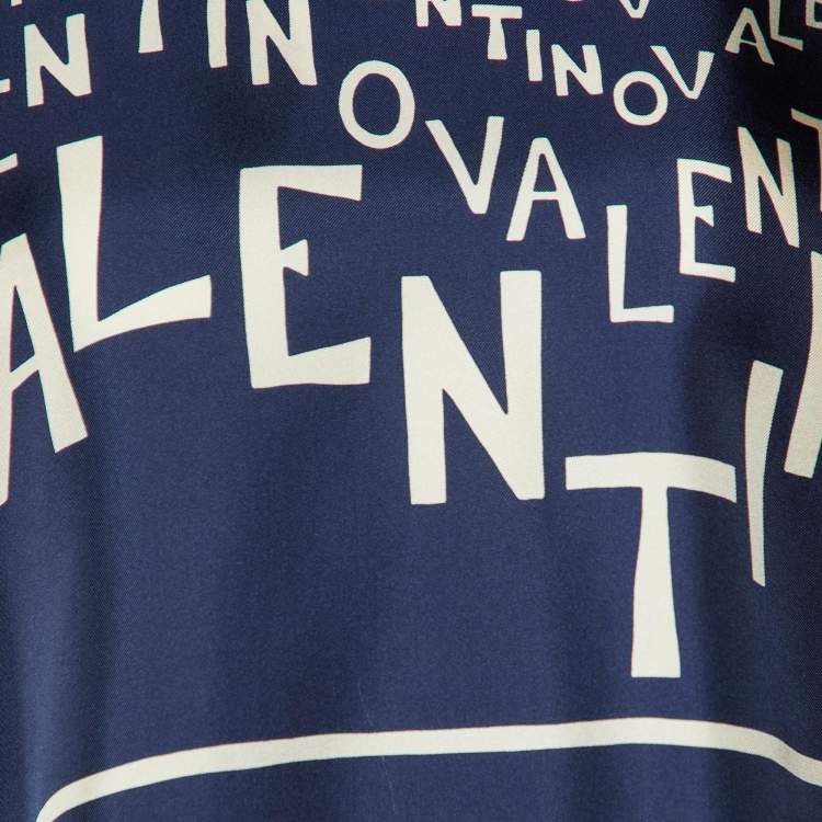 مملوكة مسبقًا Valentino Navy Blue Logo Printed Silk Oversized Neck Detail Top L