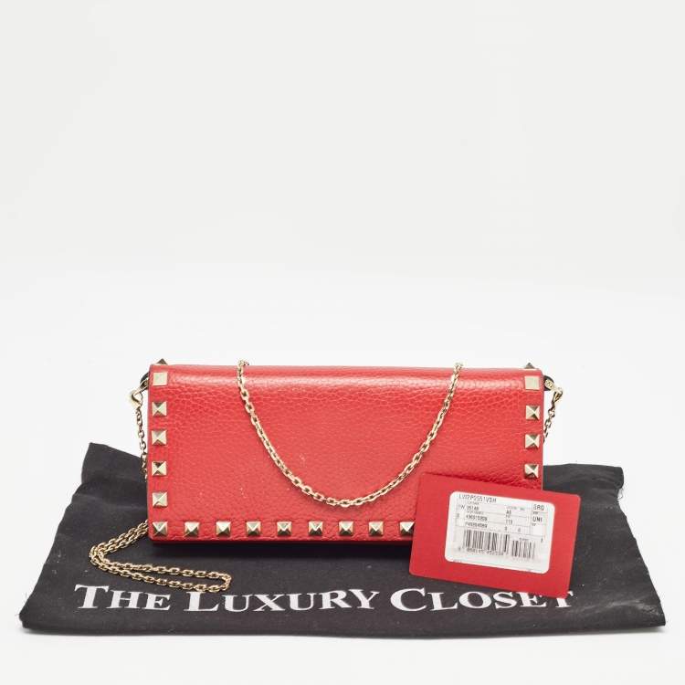 Pre Owned Valentino Red Leather Rockstud Flap Wallet on Chain