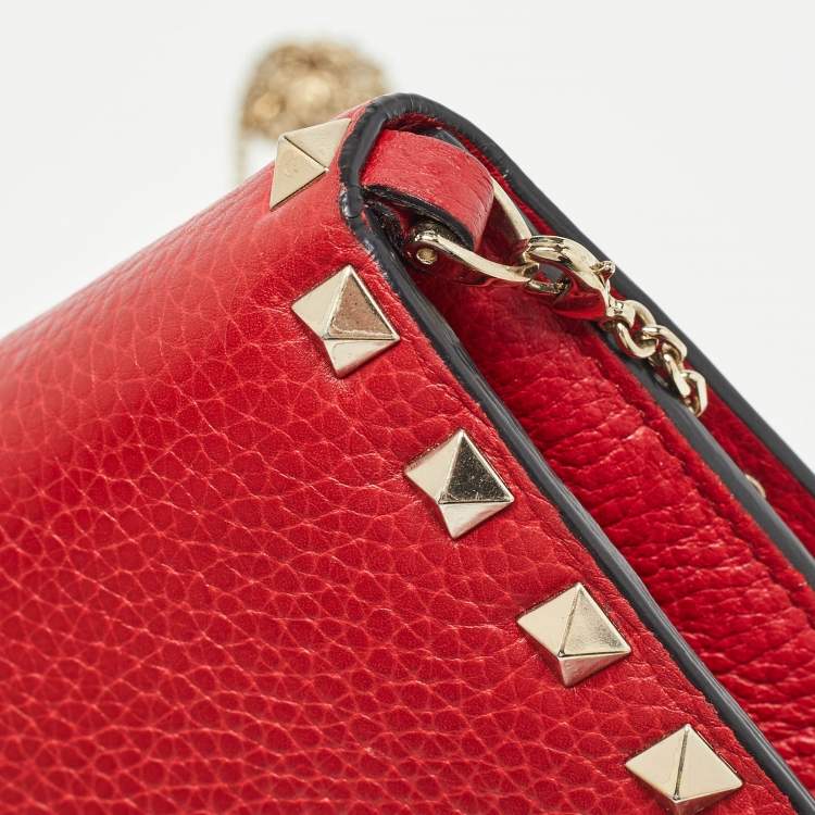 Pre Owned Valentino Red Leather Rockstud Flap Wallet on Chain