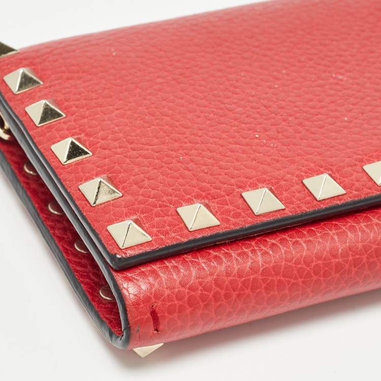 Pre Owned Valentino Red Leather Rockstud Flap Wallet on Chain