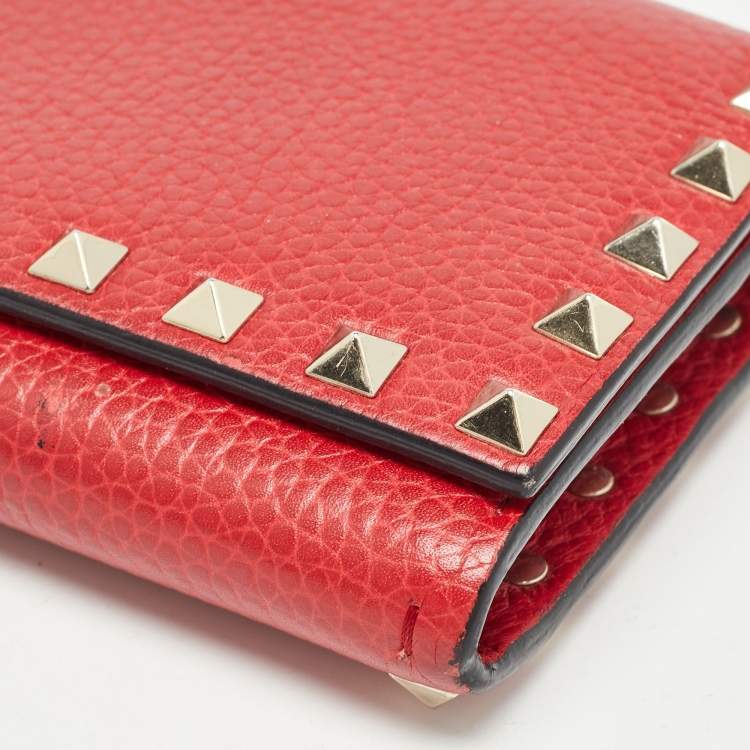 Pre Owned Valentino Red Leather Rockstud Flap Wallet on Chain
