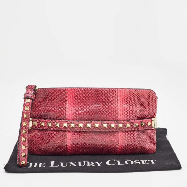 Pre Owned Valentino Pink Snakeskin Rockstud Wristlet Clutch