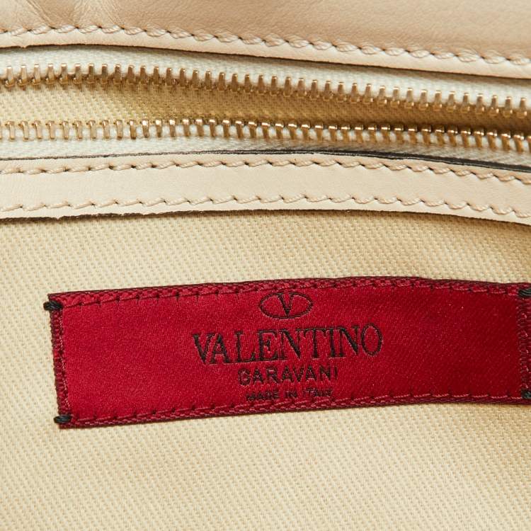 Pre Owned Valentino Off White Leather Rockstud Hobo