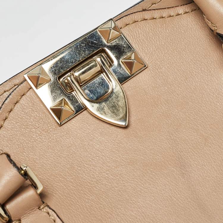 Pre Owned Valentino Beige Leather Rockstud Trapeze Tote