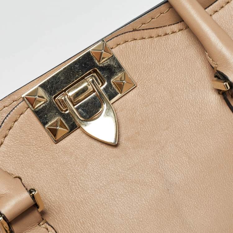 Pre Owned Valentino Beige Leather Rockstud Trapeze Tote