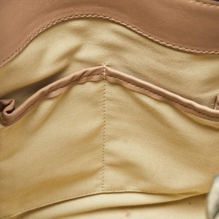 Pre Owned Valentino Beige Leather Rockstud Trapeze Tote